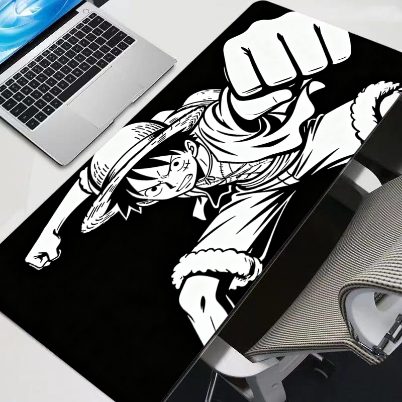 لوحة ماوس باللونين الأبيض والأ - مراجعة Laptop Accessories For Gaming وسعره