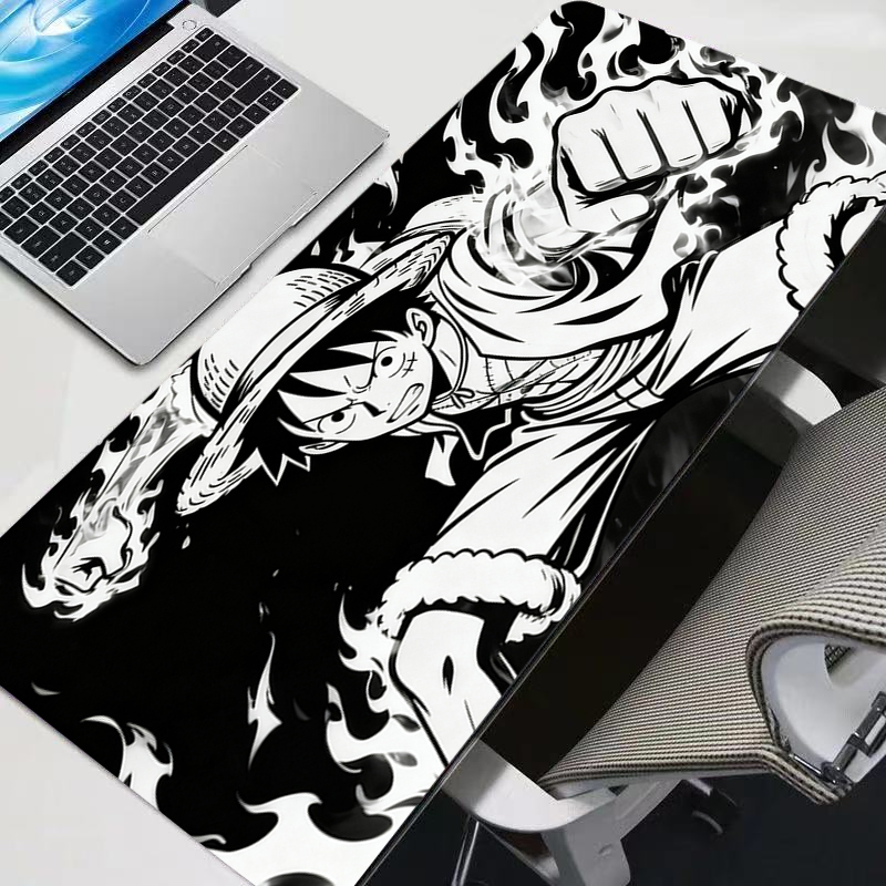 لوحة ماوس باللونين الأبيض والأ - مراجعة Laptop Accessories For Gaming وسعره